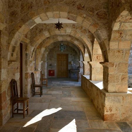 לינה וארוחת בוקר קרדמילי Patrick & Joan Leigh Fermor House מראה חיצוני תמונה