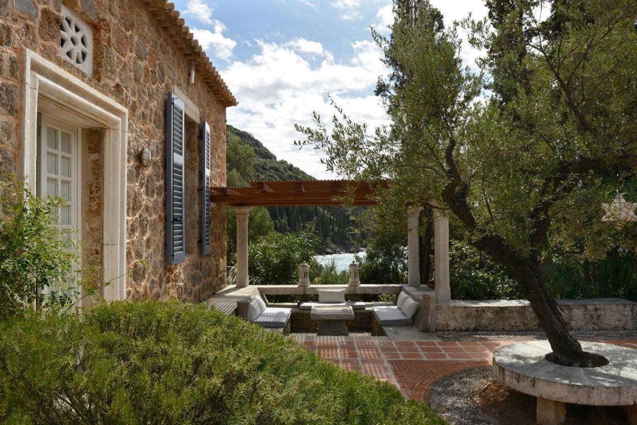 לינה וארוחת בוקר קרדמילי Patrick & Joan Leigh Fermor House מראה חיצוני תמונה