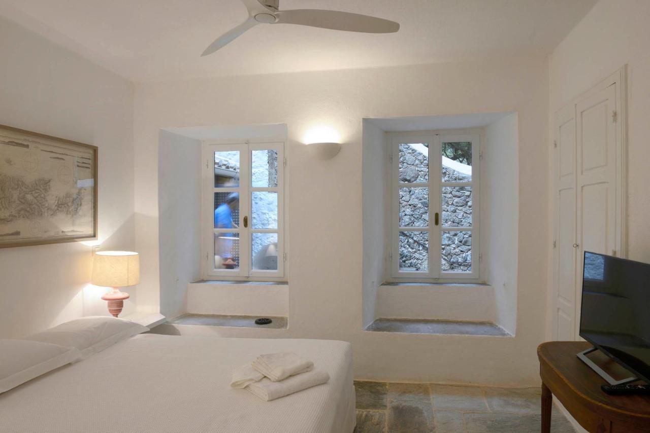 לינה וארוחת בוקר קרדמילי Patrick & Joan Leigh Fermor House מראה חיצוני תמונה
