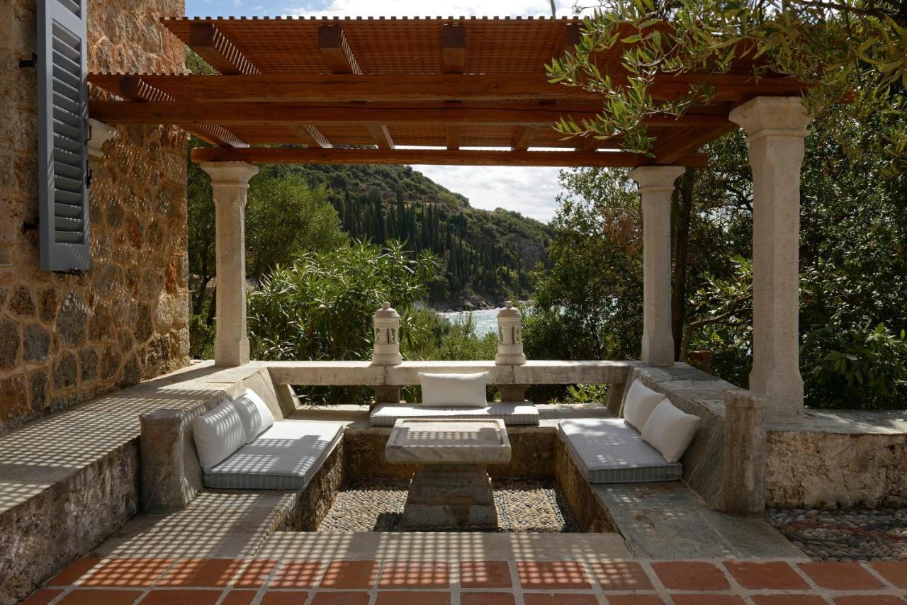 לינה וארוחת בוקר קרדמילי Patrick & Joan Leigh Fermor House מראה חיצוני תמונה