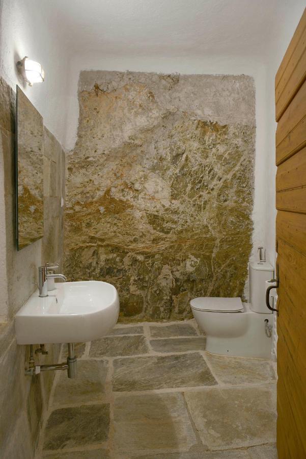לינה וארוחת בוקר קרדמילי Patrick & Joan Leigh Fermor House מראה חיצוני תמונה