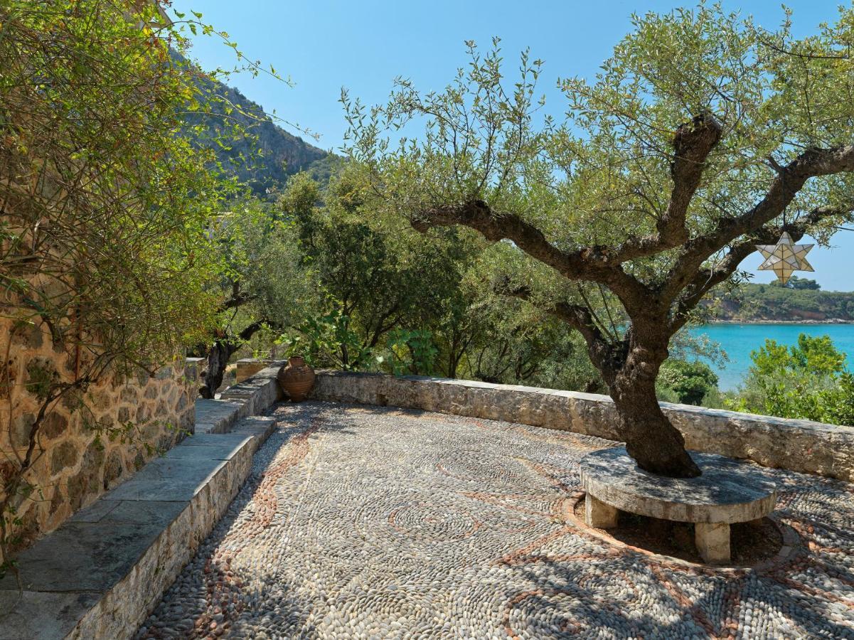 לינה וארוחת בוקר קרדמילי Patrick & Joan Leigh Fermor House מראה חיצוני תמונה